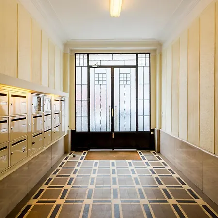 Apartment Artois Champs-elysees With Ac Paris